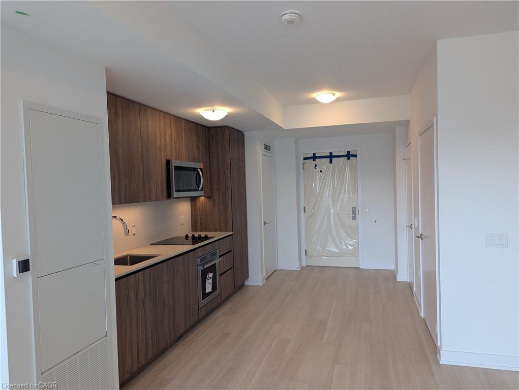 810-15 Richardson Street Property Photo 25