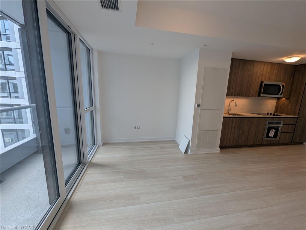 810-15 Richardson Street Property Photo 30