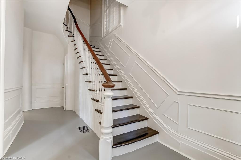 501 George Street Property Photo 6