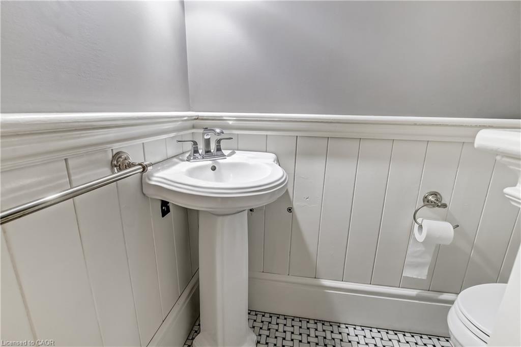 501 George Street Property Photo 7