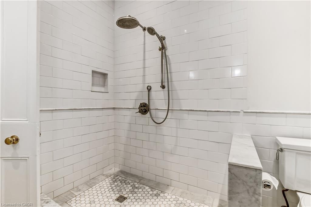 501 George Street Property Photo 32