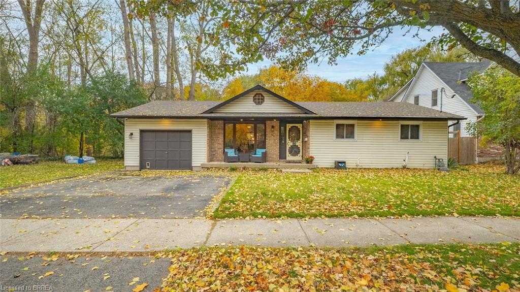 44 Locks Road Property Photo 1