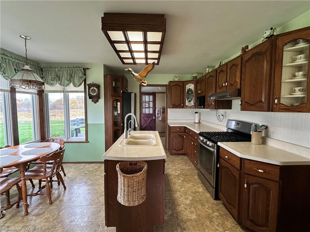 9729 York Road Property Photo 21