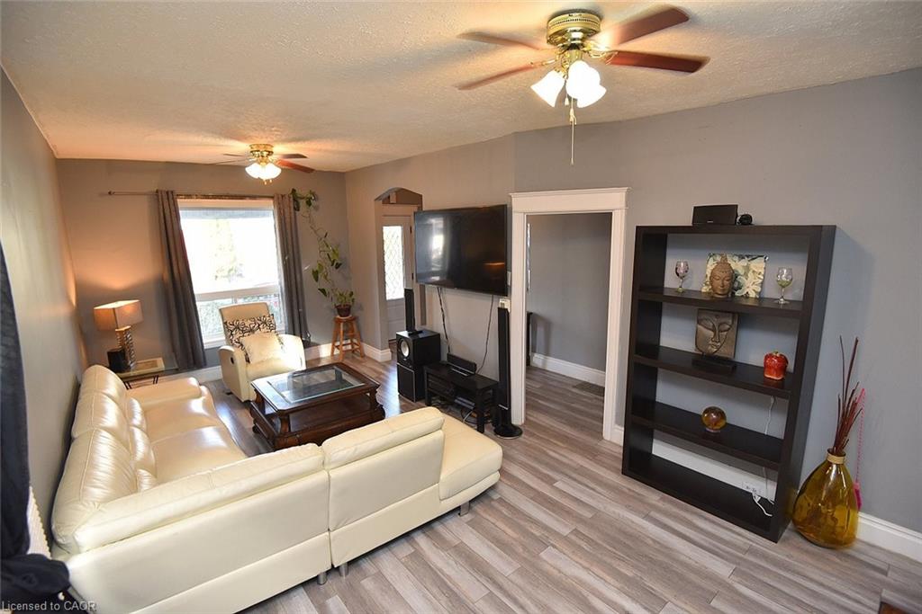 56 Kinrade Avenue Property Photo 5
