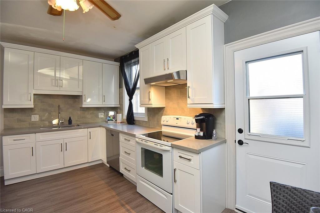 56 Kinrade Avenue Property Photo 9