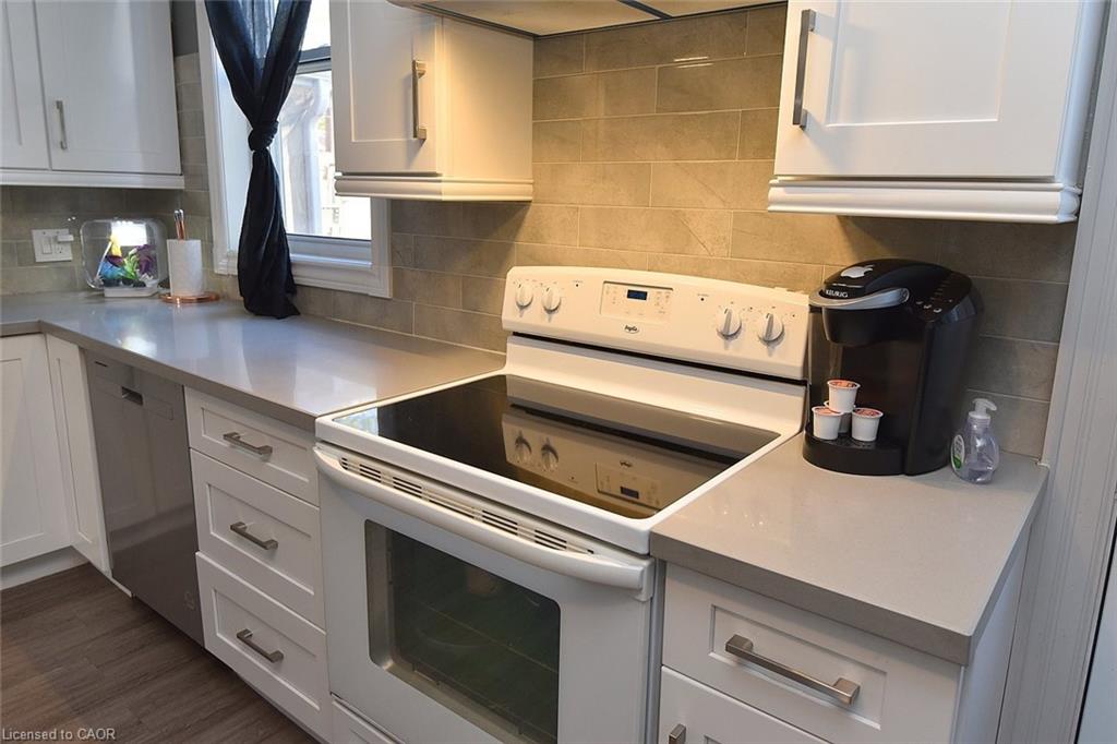 56 Kinrade Avenue Property Photo 10
