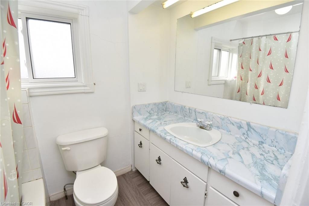 56 Kinrade Avenue Property Photo 14