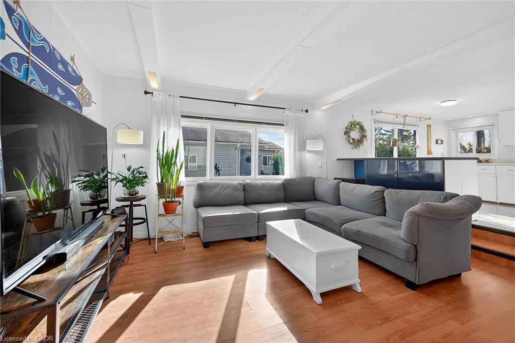 45 Park Lane Property Photo 10