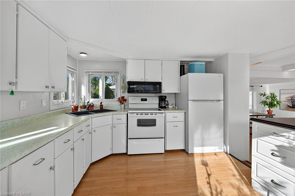 45 Park Lane Property Photo 12