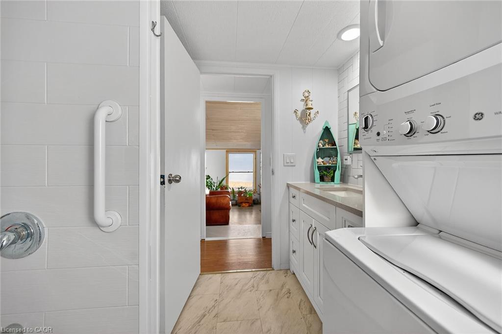 45 Park Lane Property Photo 23