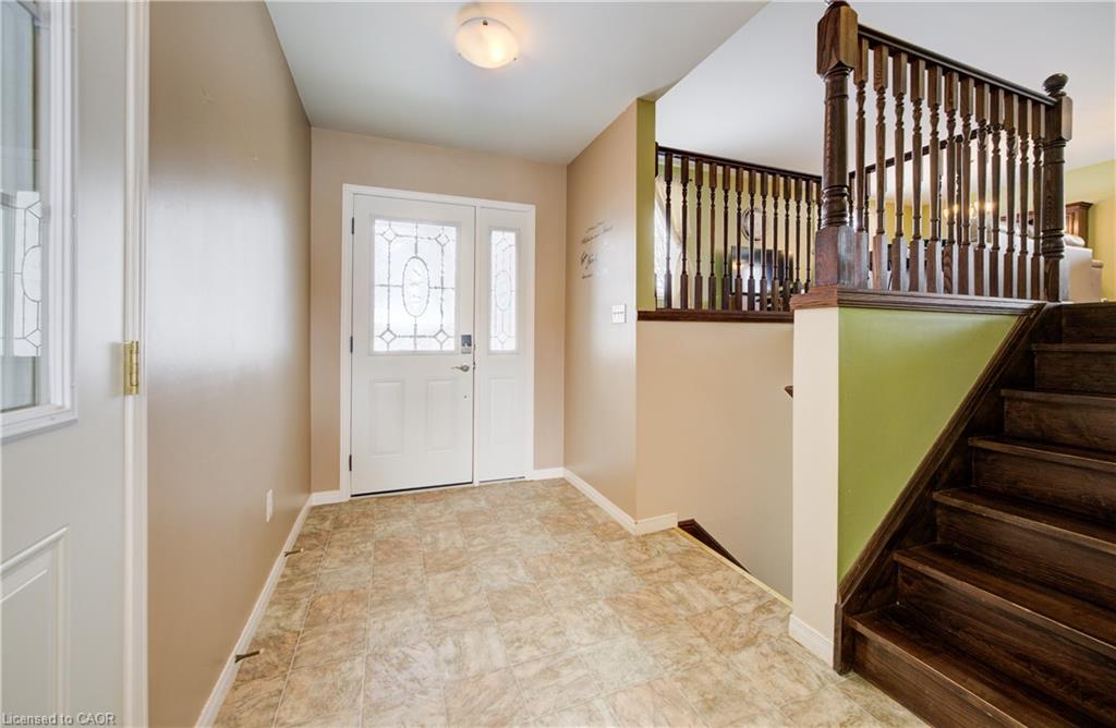 460 King Street E Property Photo 4