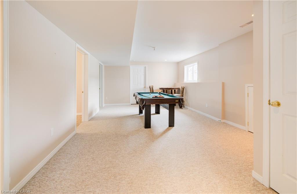 460 King Street E Property Photo 28