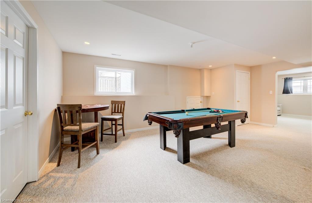 460 King Street E Property Photo 32