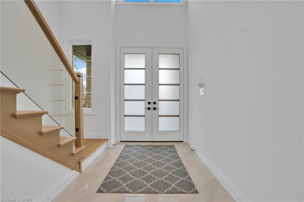 386 Southcote Road Property Photo 11