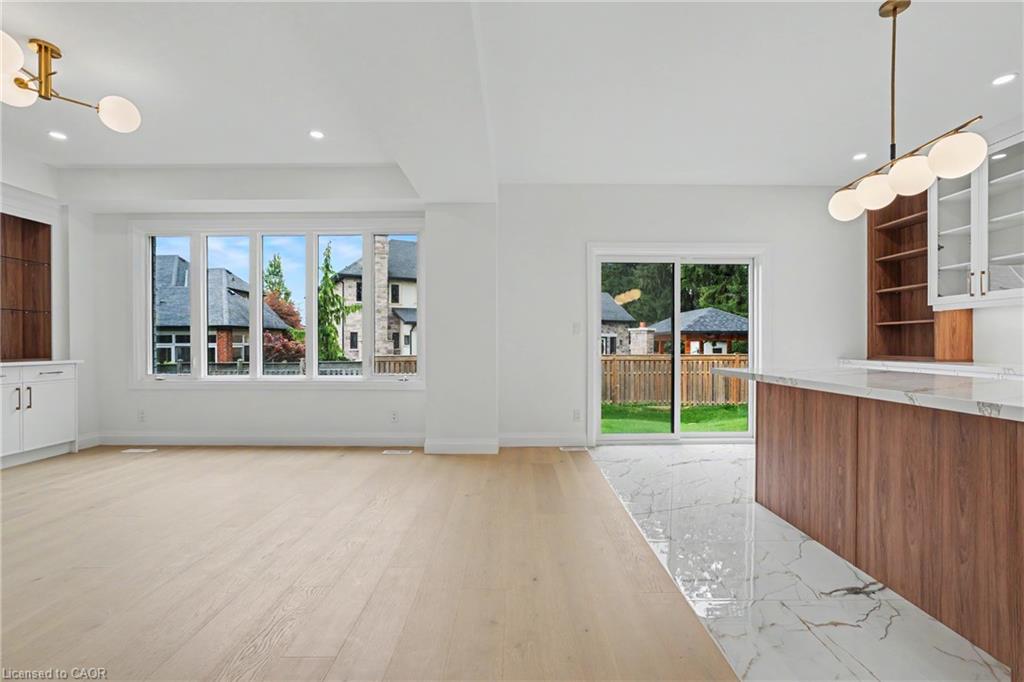 386 Southcote Road Property Photo 12