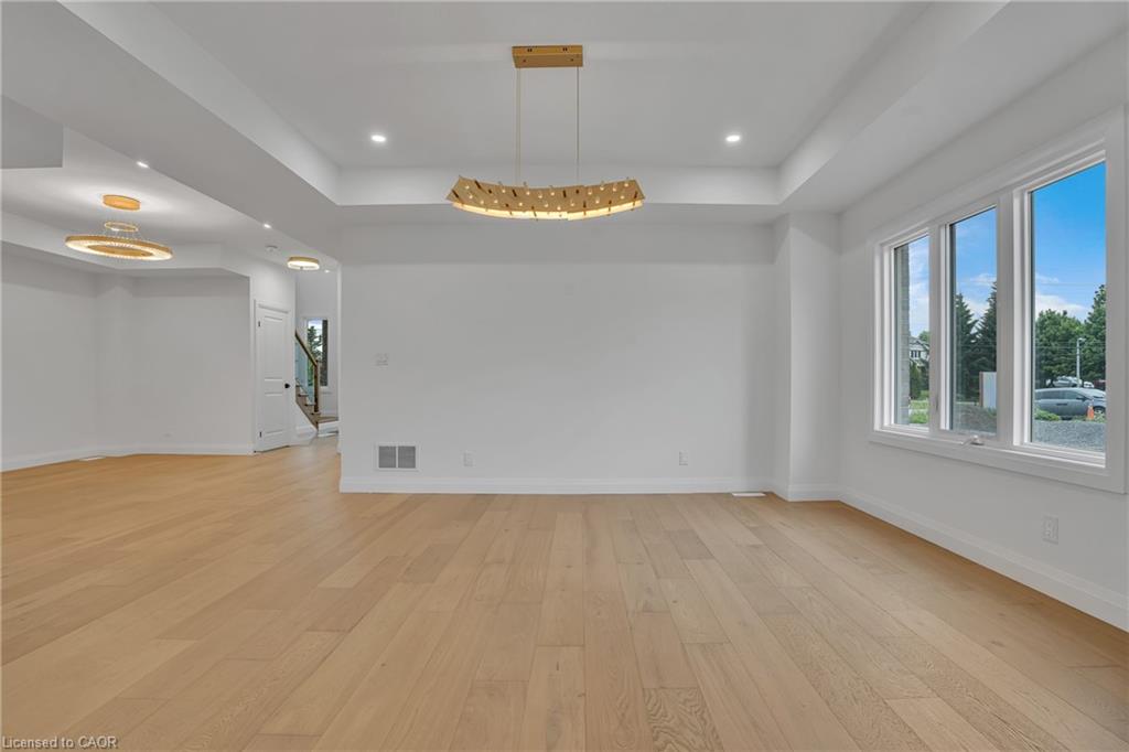 386 Southcote Road Property Photo 19