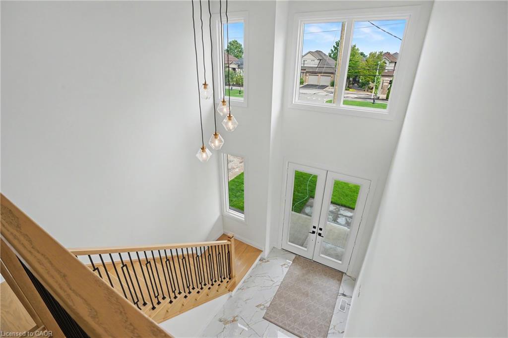 386 Southcote Road Property Photo 20