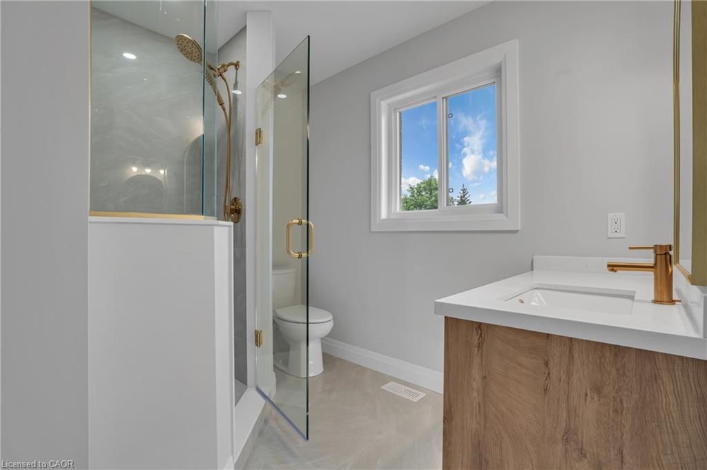 386 Southcote Road Property Photo 34