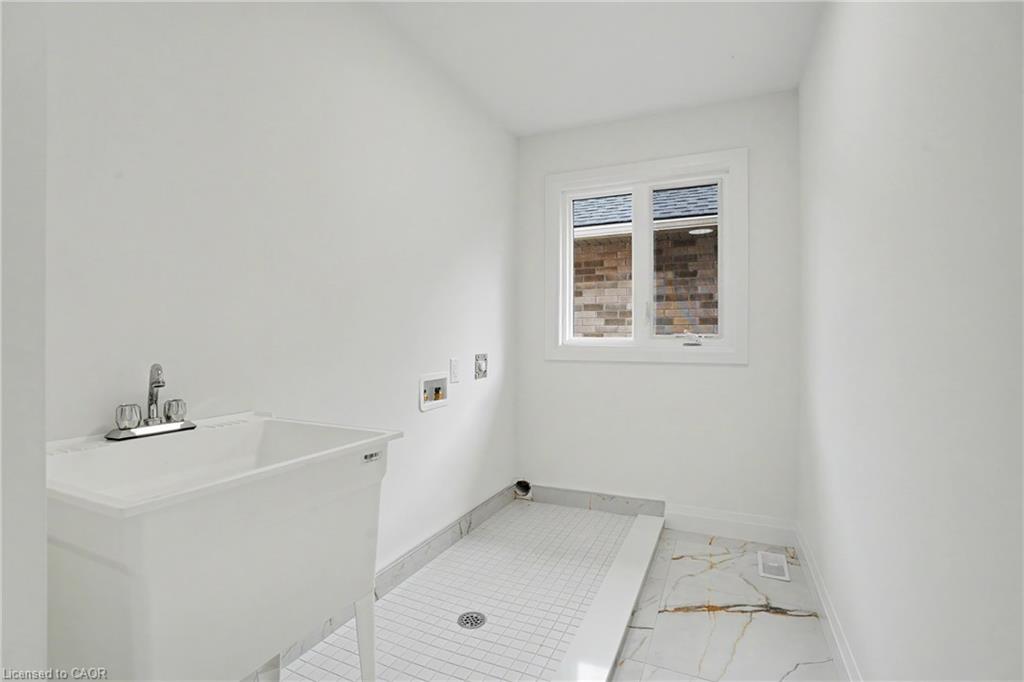 386 Southcote Road Property Photo 34