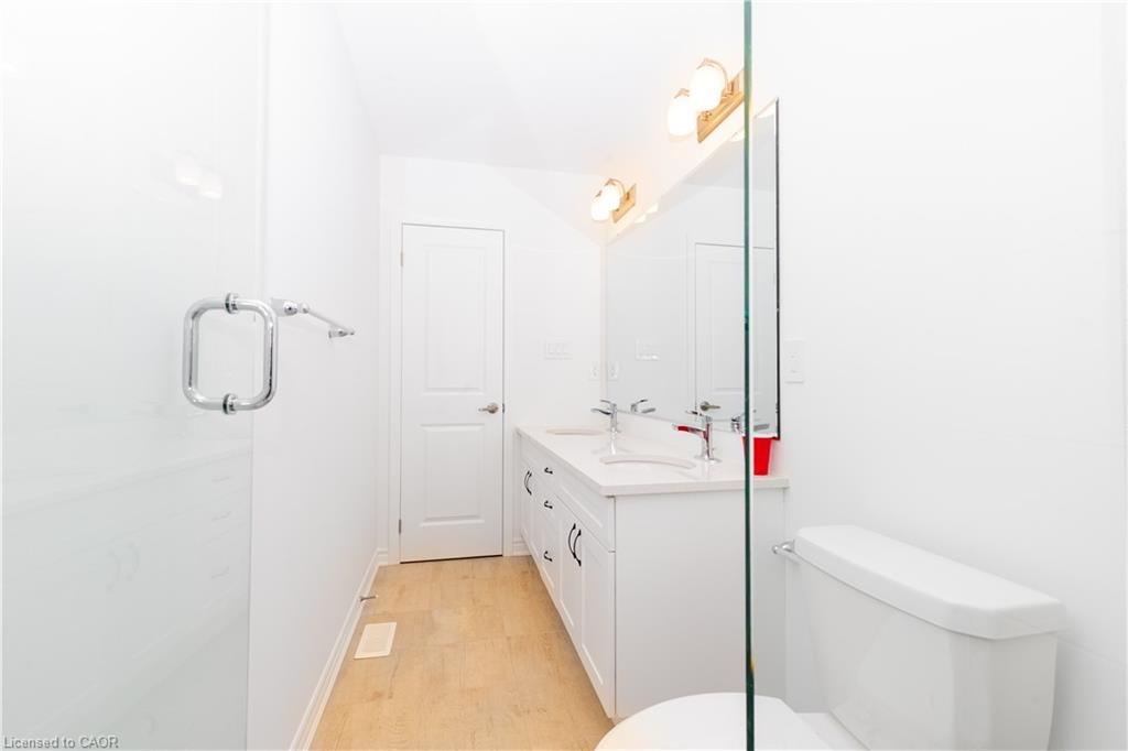 164 Stamson Street Property Photo 37