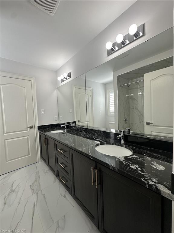 64 Alexsia Street Property Photo 20