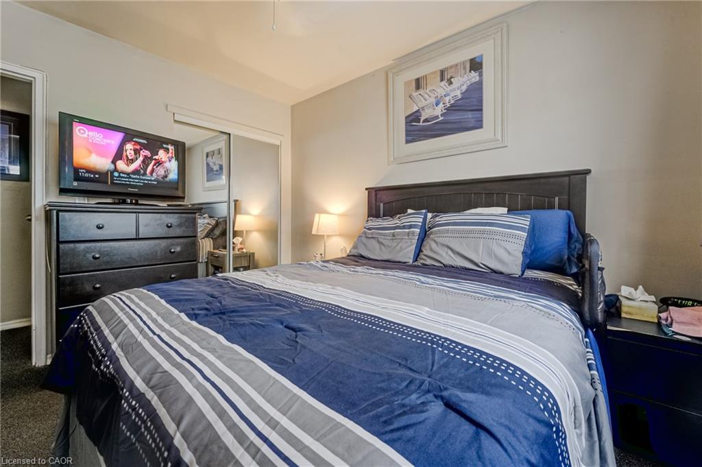 125 Schlueter Street Property Photo 16