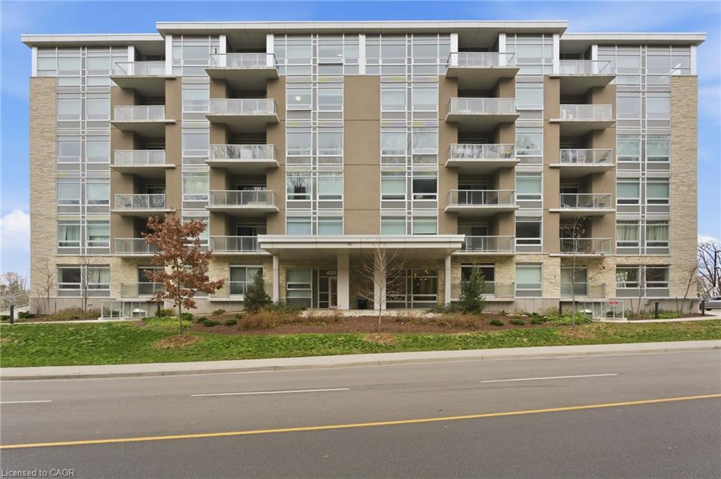 308-455 Charlton Avenue E Property Photo 1
