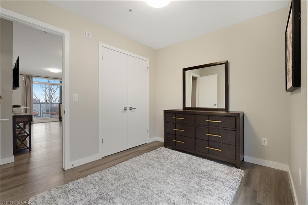 308-455 Charlton Avenue E Property Photo 16