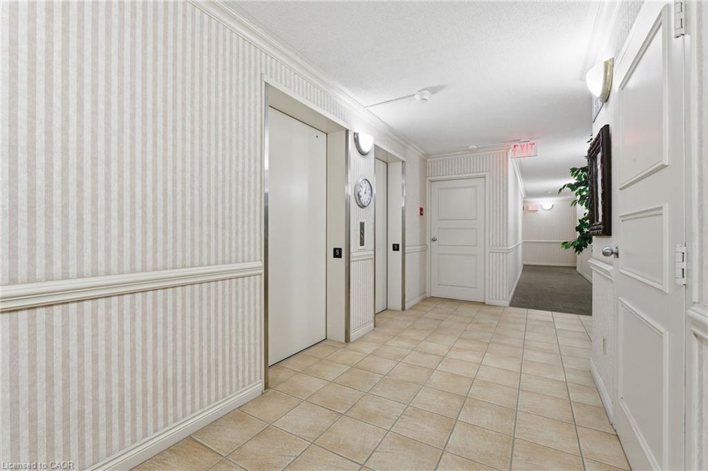 902-432 Main Street E Property Photo 7