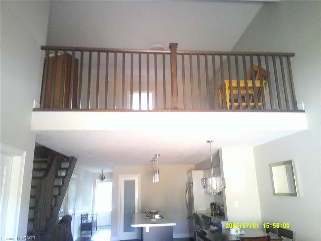 5-1 Chamberlain Avenue Property Photo 24