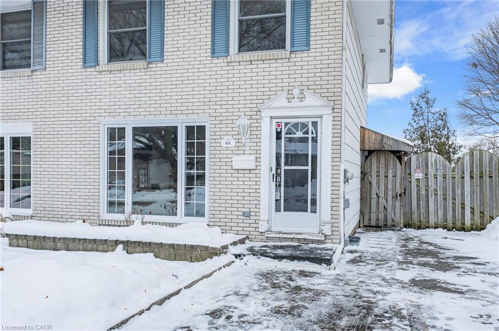 614 Elgin Street N Property Photo 3