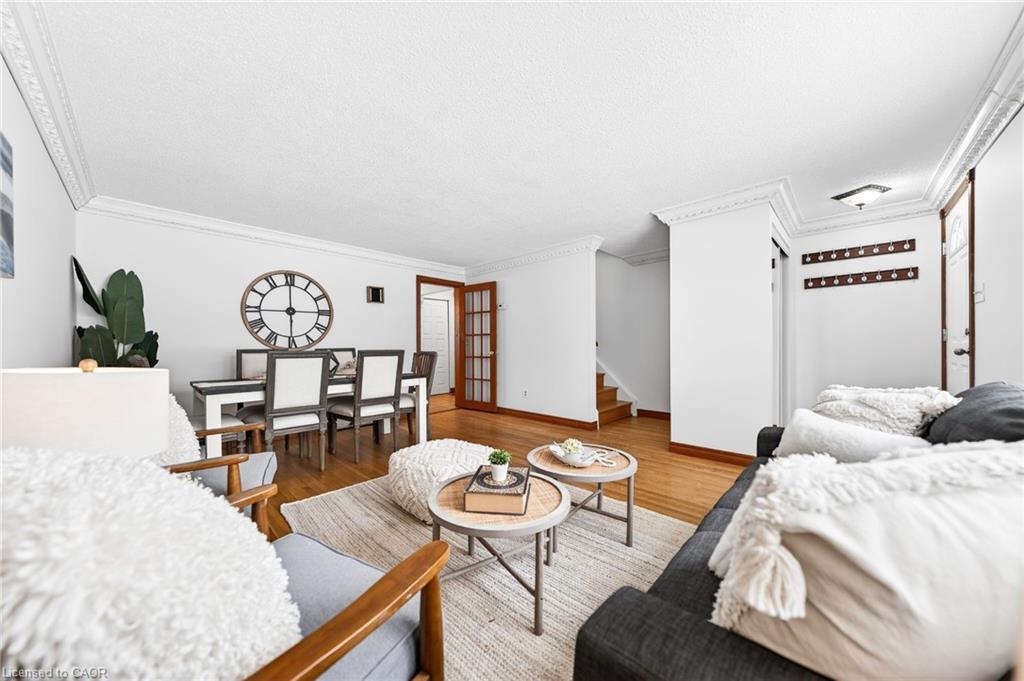 614 Elgin Street N Property Photo 7