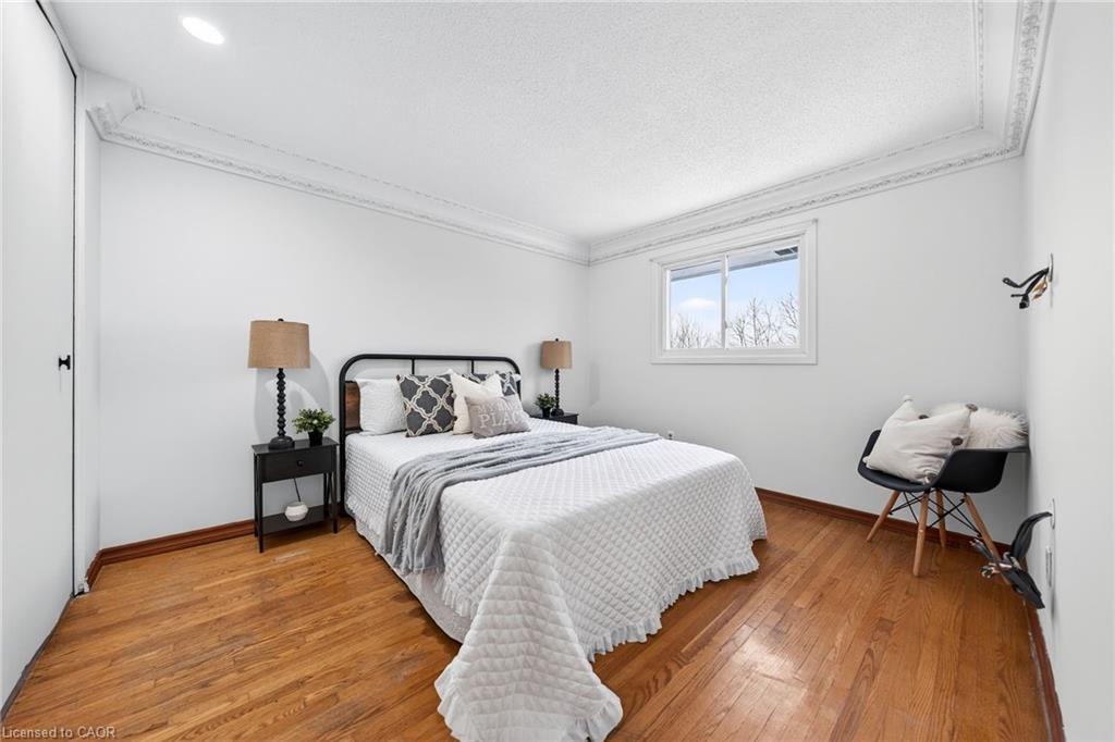 614 Elgin Street N Property Photo 19