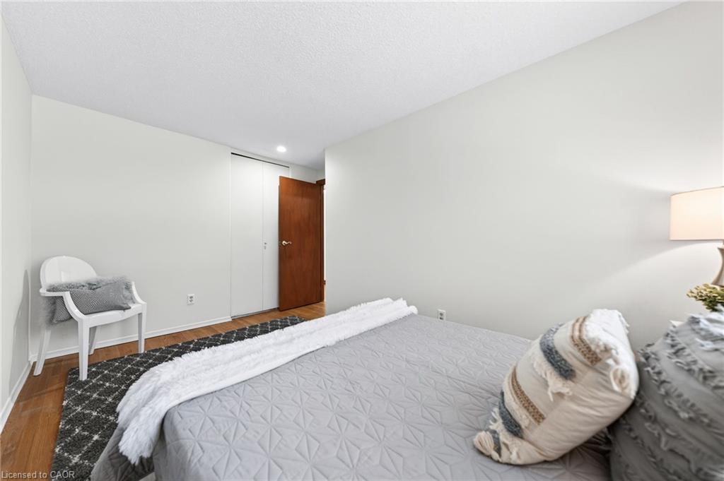 614 Elgin Street N Property Photo 22