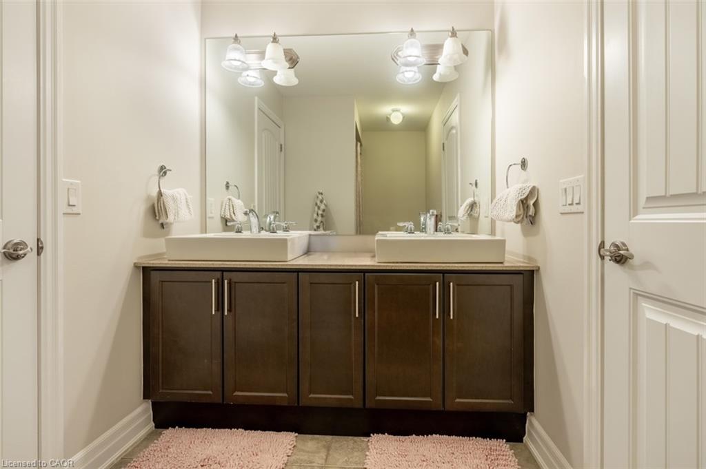 149 Forbes Terrace Property Photo 22