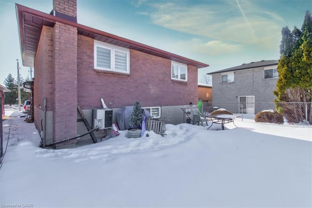 1562 Upper Ottawa Street Property Photo 19