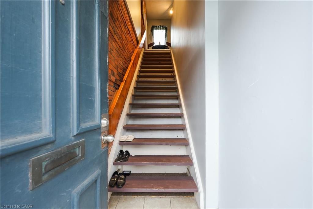 267-277 King William Street Property Photo 15