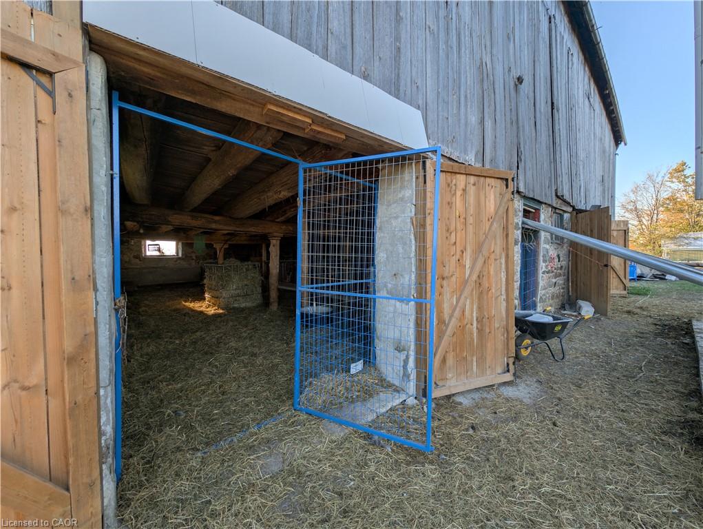 229 Creek View Road Property Photo 7