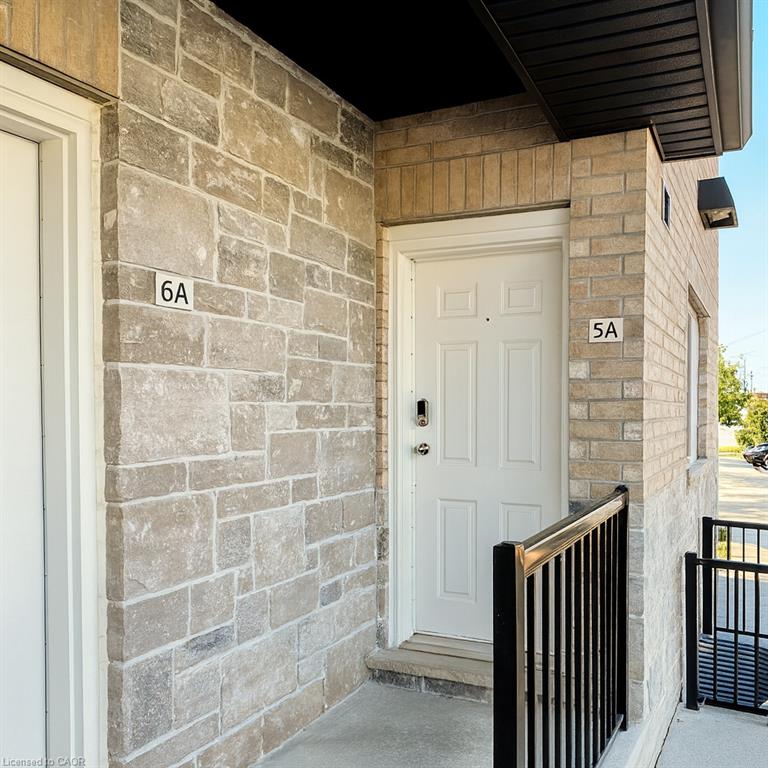 5A-185 Windale Crescent Property Photo 1