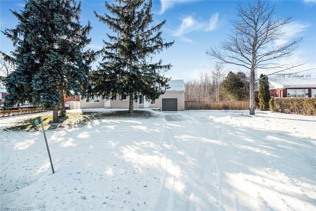 100 Green Mountain Road E Property Photo 1