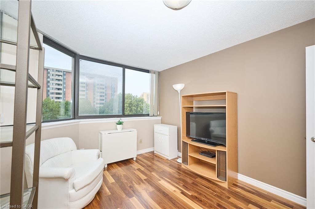 504-1240 Marlborough Court Property Photo 29