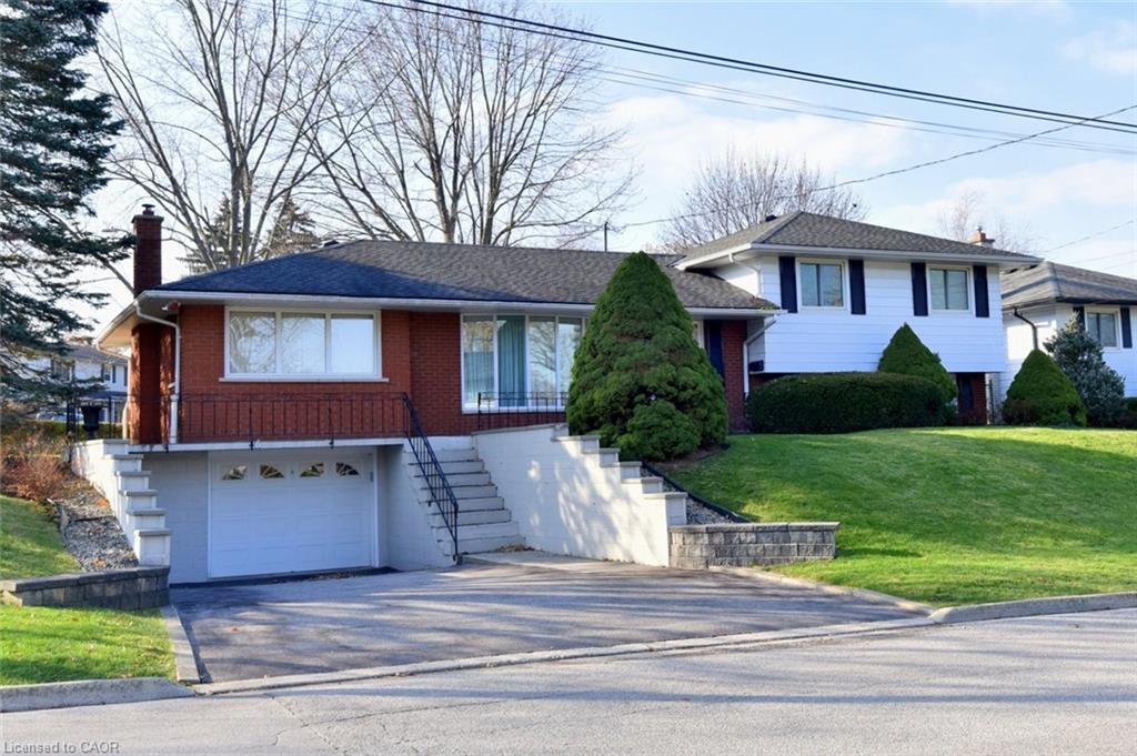 23 Lynndale Drive Property Photo 1