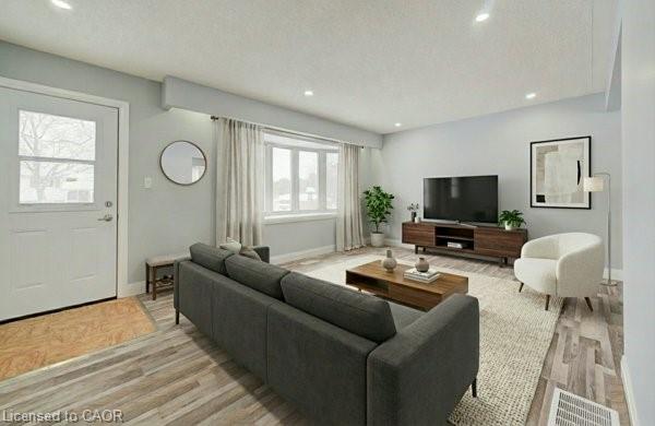 659 Gladstone Drive Property Photo 11