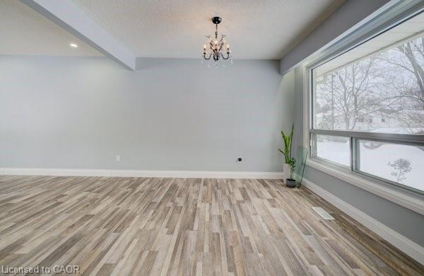659 Gladstone Drive Property Photo 14