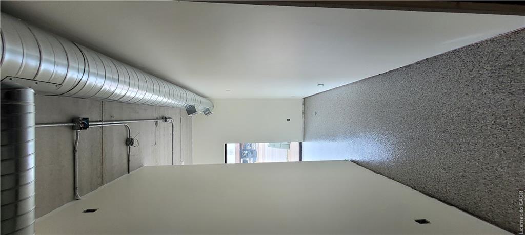 1-120 Parkdale Avenue N Property Photo 7
