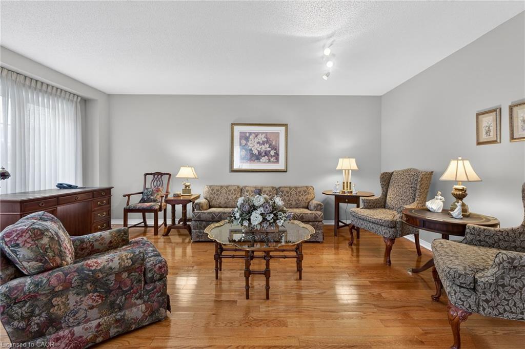 120-3333 New Street Property Photo 7