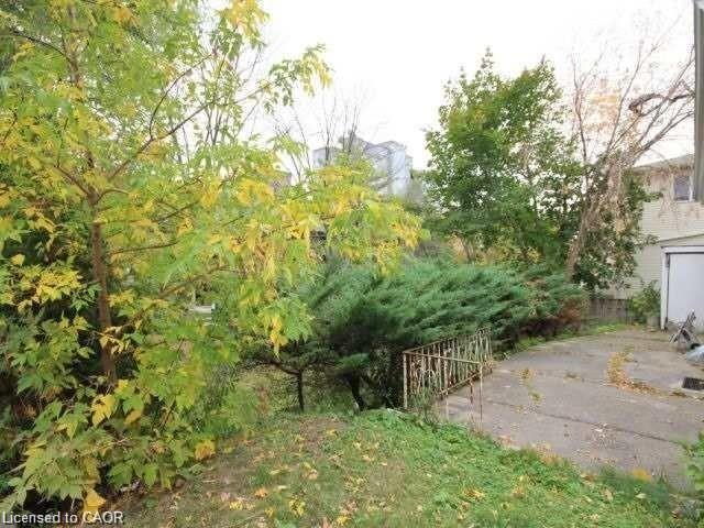 342 King Street N Property Photo 4