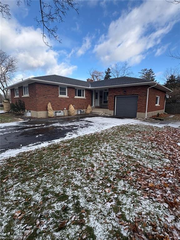 312 Grantham Avenue Property Photo 1