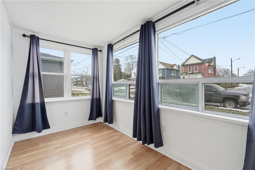 20 York Street Property Photo 11