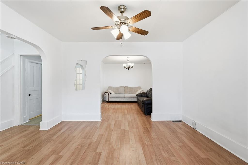 20 York Street Property Photo 12